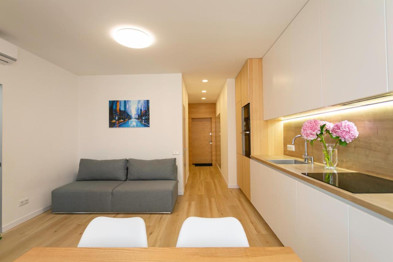Petrovdom 78-170 Smart Comfort In Rc Nivki Park เคียฟ ภายนอก รูปภาพ